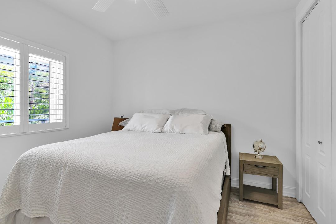 Active With Contract: $3,600 (3 beds, 2 baths, 1696 Square Feet)