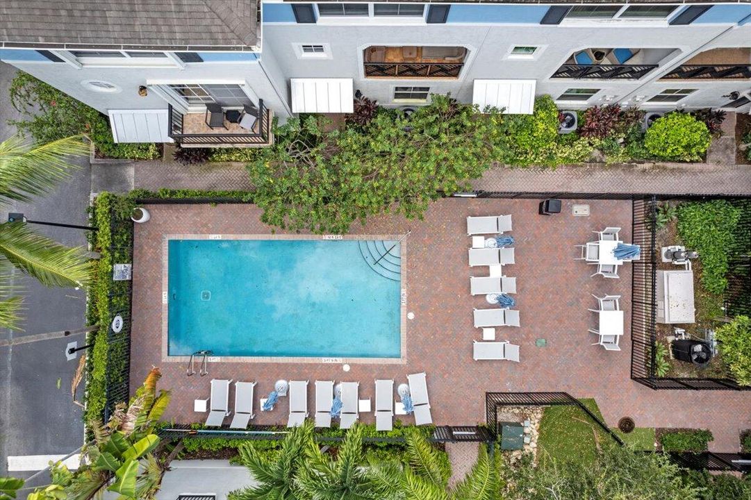 En Venta: $765,000 (3 camas, 3 baños, 1820 Pies cuadrados)