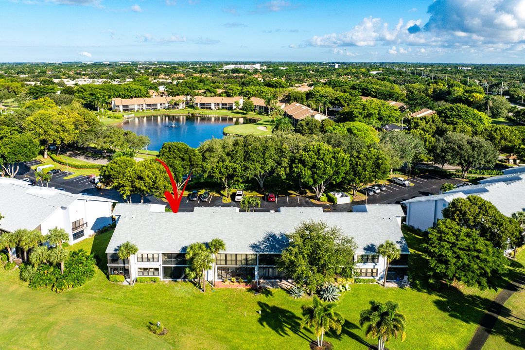 For Sale: $330,000 (2 beds, 2 baths, 1293 Square Feet)