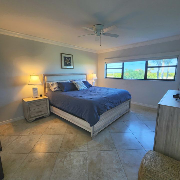 На продажу: $385,000 (2 спален, 2 ванн, 1078 Квадратных фут)