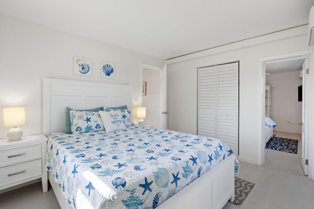 For Rent: $2,750 (3 beds, 1 baths, 870 Square Feet)