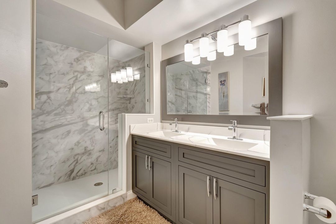 Active With Contract: $3,000 (2 beds, 2 baths, 1131 Square Feet)