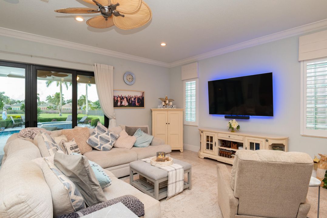 For Sale: $1,199,000 (3 beds, 3 baths, 2574 Square Feet)