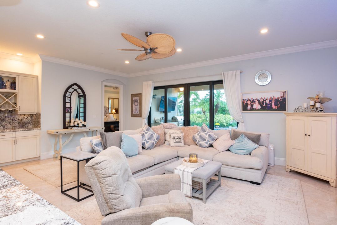 For Sale: $1,199,000 (3 beds, 3 baths, 2574 Square Feet)