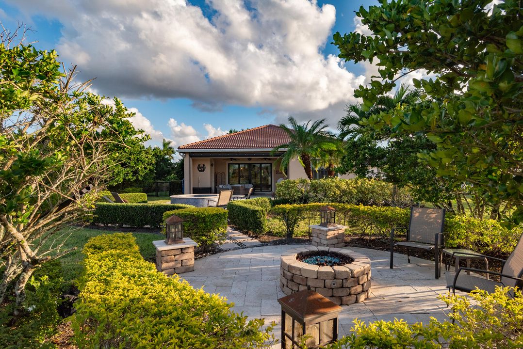 For Sale: $1,199,000 (3 beds, 3 baths, 2574 Square Feet)