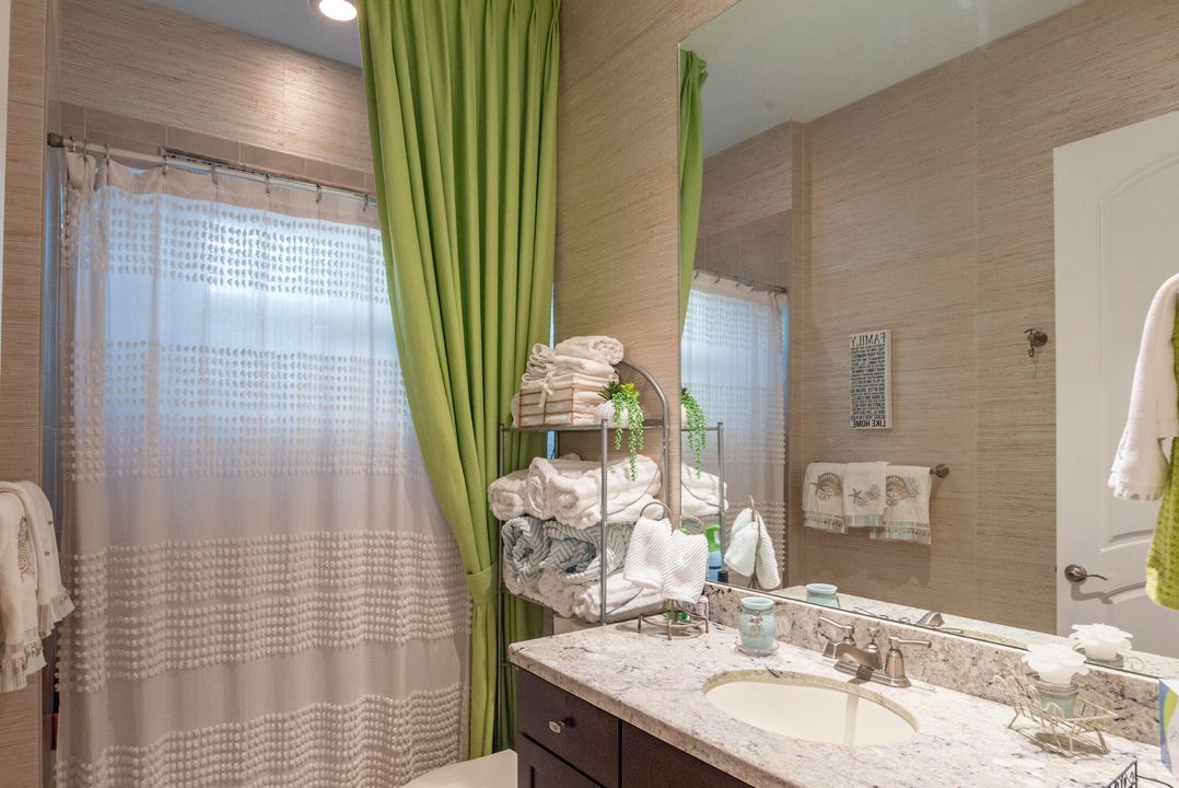 For Sale: $1,199,000 (3 beds, 3 baths, 2574 Square Feet)