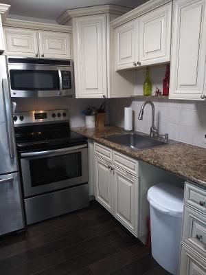 待售: $89,000 (1 贝兹, 1 浴室, 585 平方英尺)