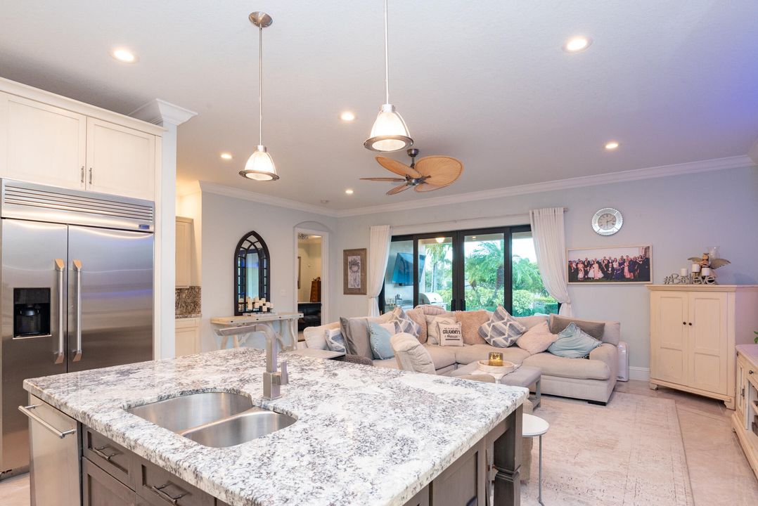 For Sale: $1,199,000 (3 beds, 3 baths, 2574 Square Feet)