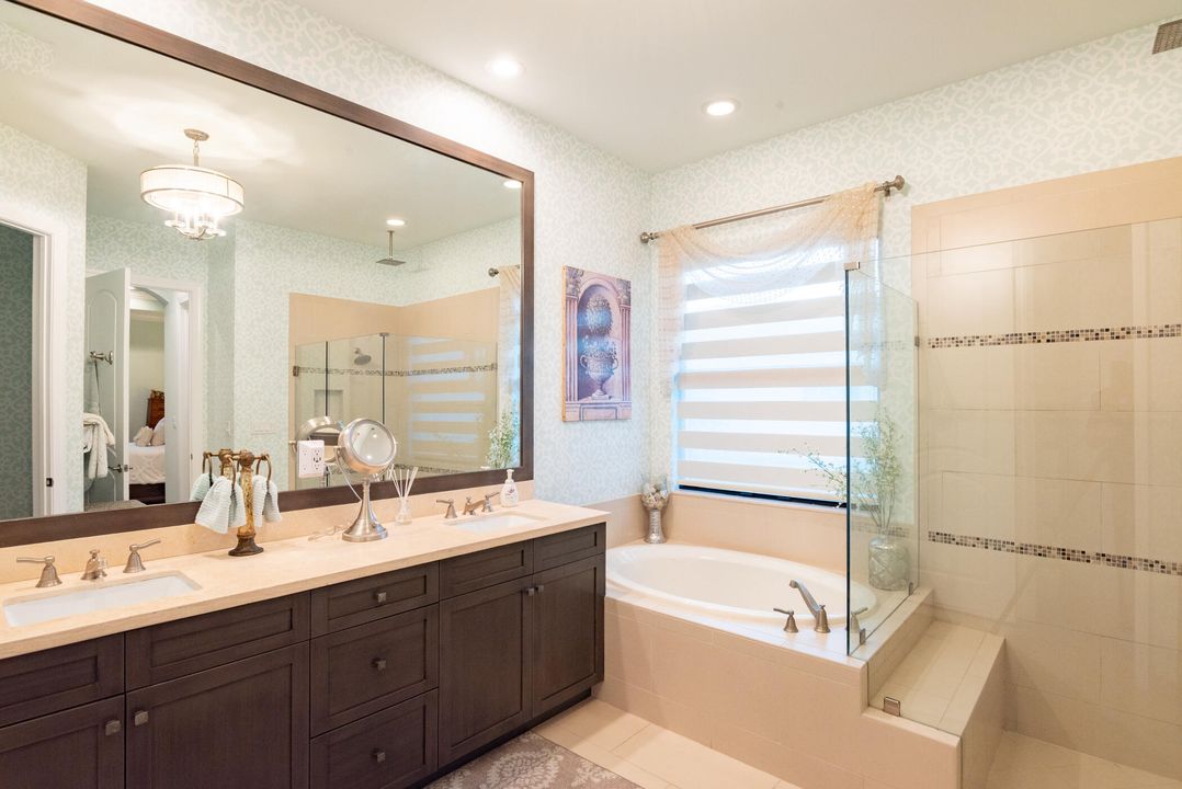 For Sale: $1,199,000 (3 beds, 3 baths, 2574 Square Feet)