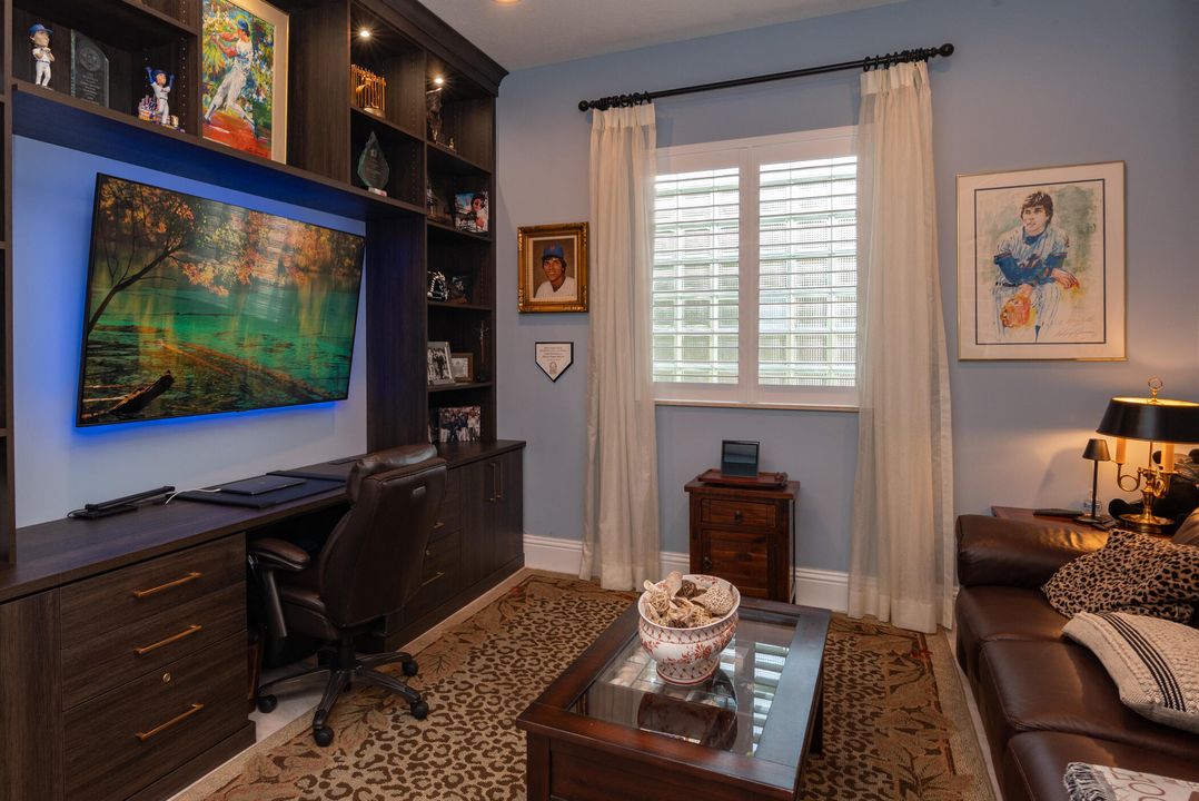 For Sale: $1,199,000 (3 beds, 3 baths, 2574 Square Feet)