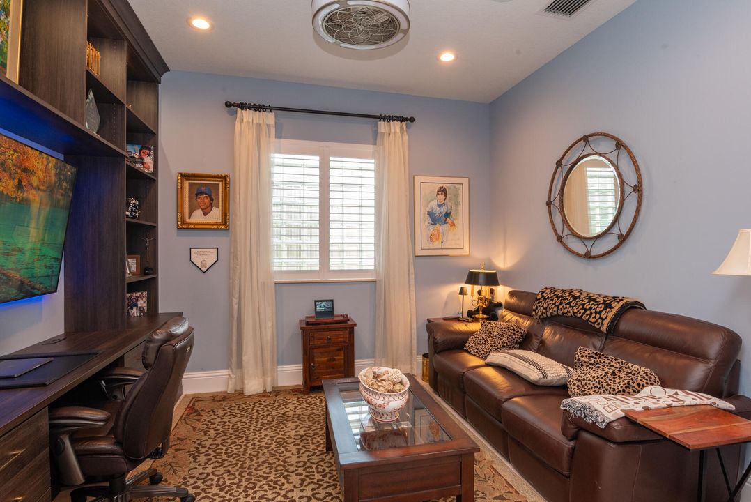 For Sale: $1,199,000 (3 beds, 3 baths, 2574 Square Feet)