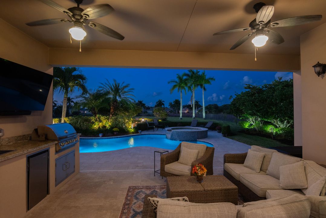 For Sale: $1,199,000 (3 beds, 3 baths, 2574 Square Feet)