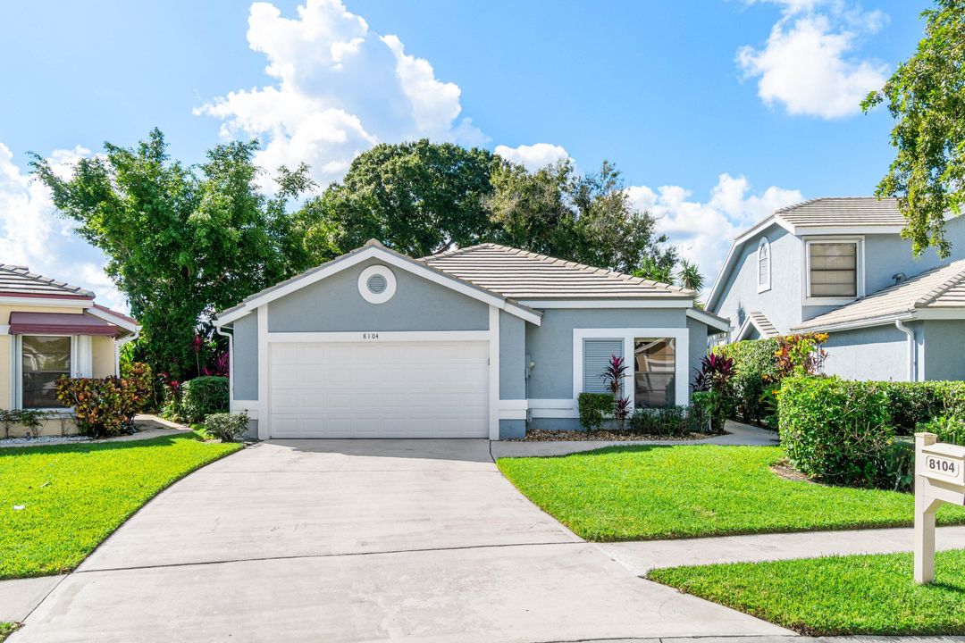 For Sale: $465,000 (2 beds, 2 baths, 1546 Square Feet)