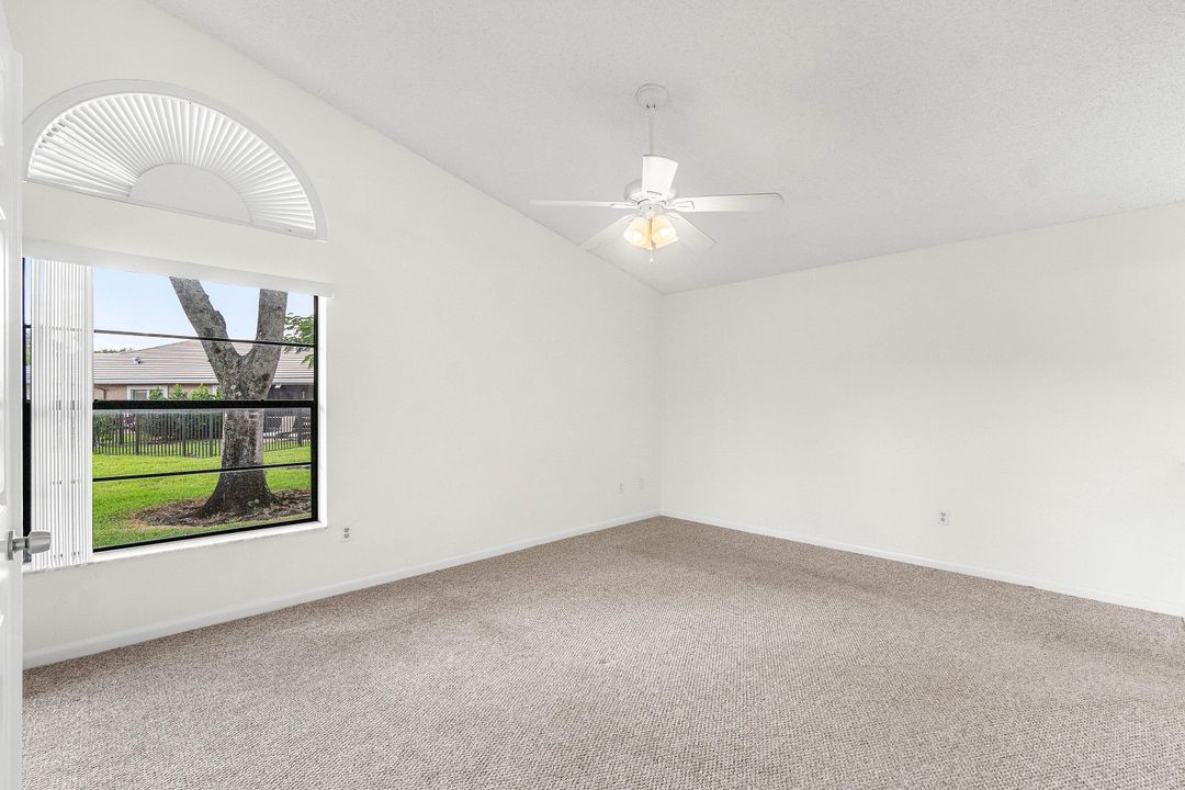 For Sale: $465,000 (2 beds, 2 baths, 1546 Square Feet)