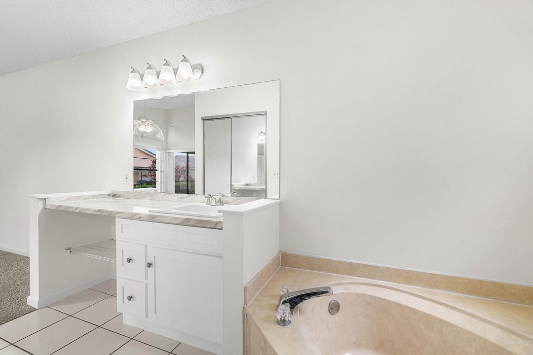 For Sale: $465,000 (2 beds, 2 baths, 1546 Square Feet)