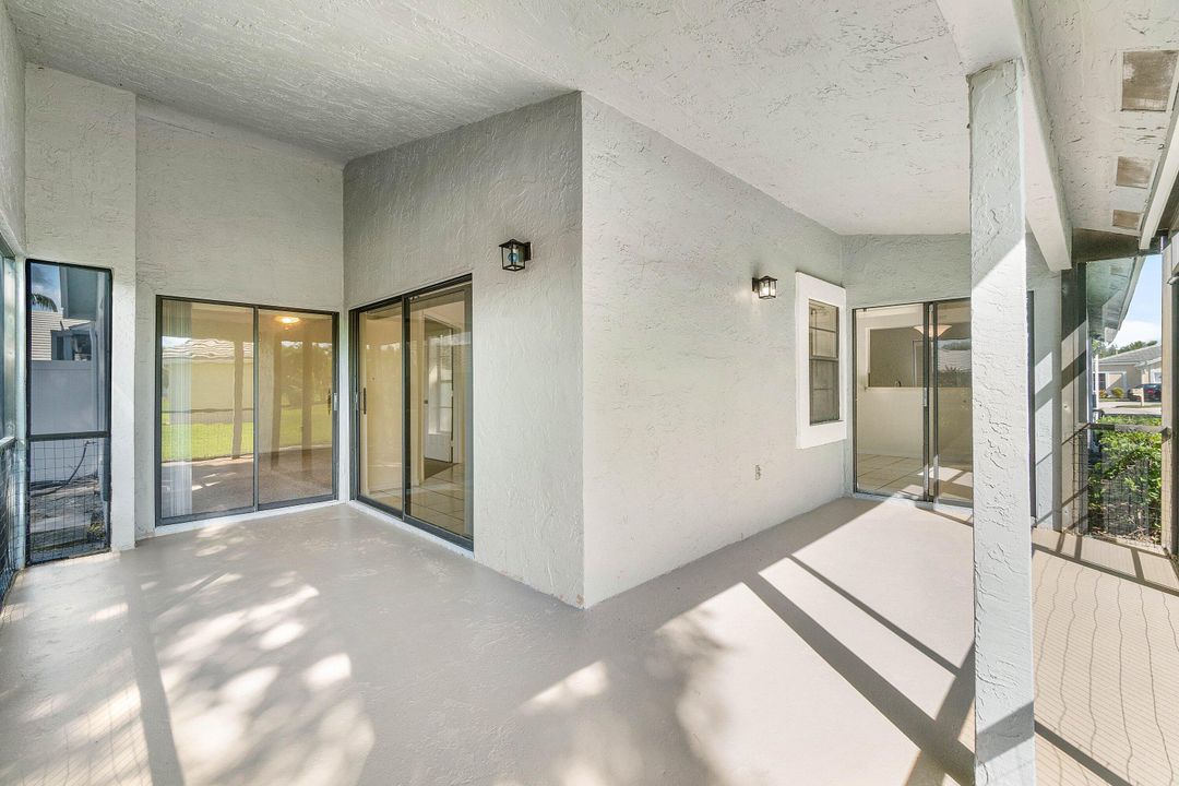 For Sale: $465,000 (2 beds, 2 baths, 1546 Square Feet)