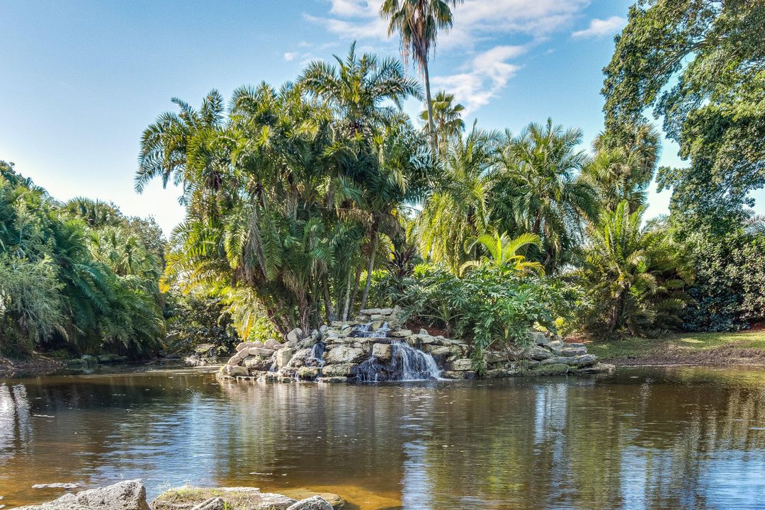 For Sale: $465,000 (2 beds, 2 baths, 1546 Square Feet)