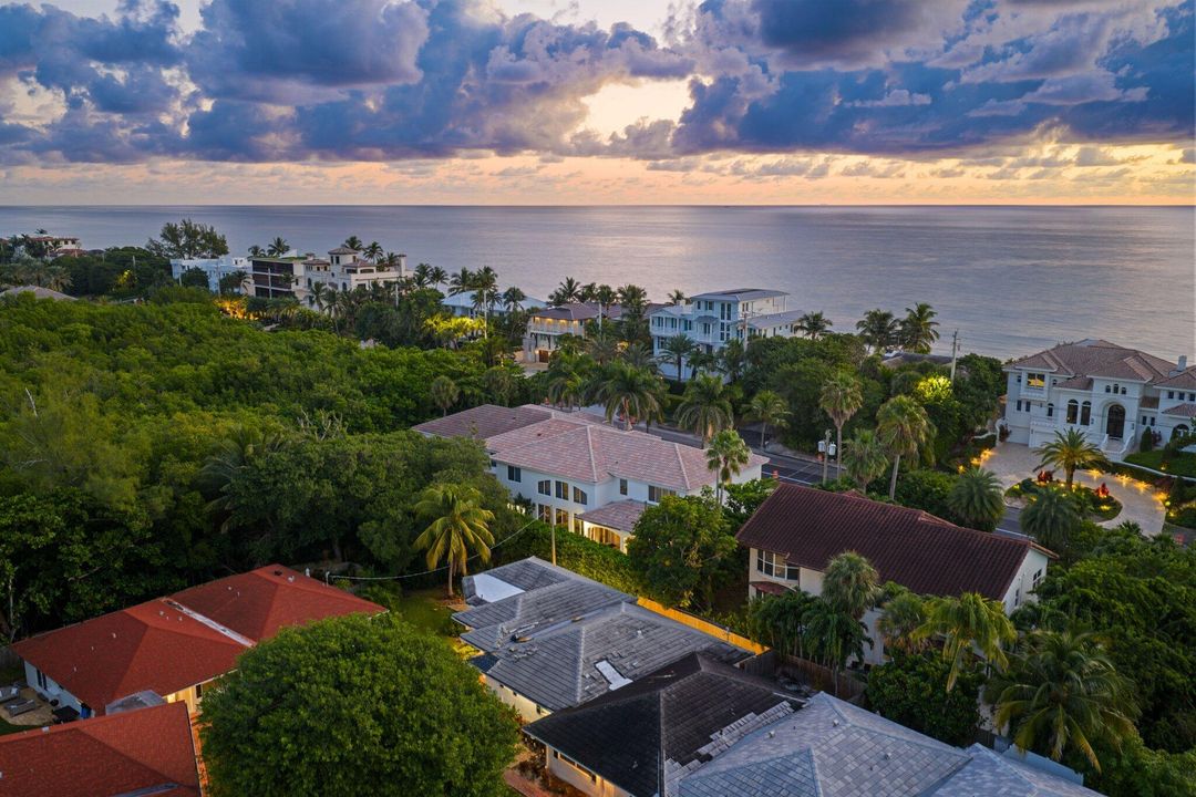 For Sale: $1,450,000 (3 beds, 3 baths, 2152 Square Feet)