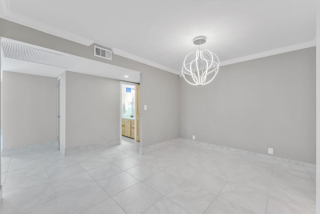 For Sale: $850,000 (3 beds, 2 baths, 1856 Square Feet)