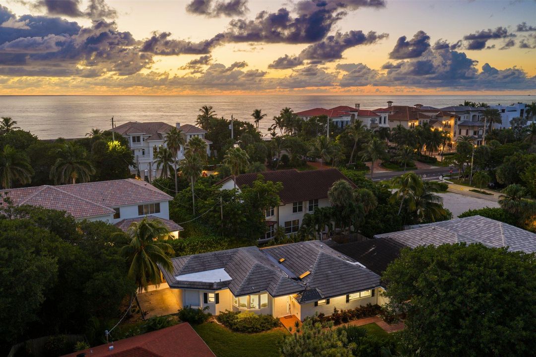 For Sale: $1,450,000 (3 beds, 3 baths, 2152 Square Feet)