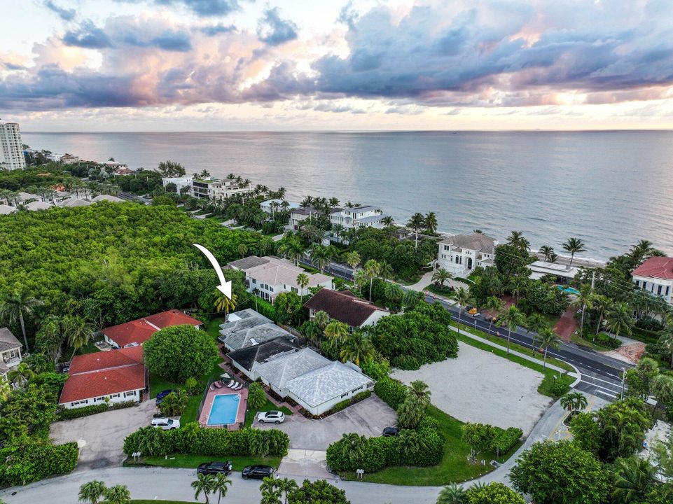 For Sale: $1,450,000 (3 beds, 3 baths, 2152 Square Feet)