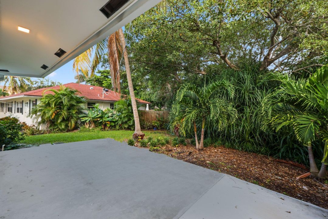 For Sale: $1,450,000 (3 beds, 3 baths, 2152 Square Feet)