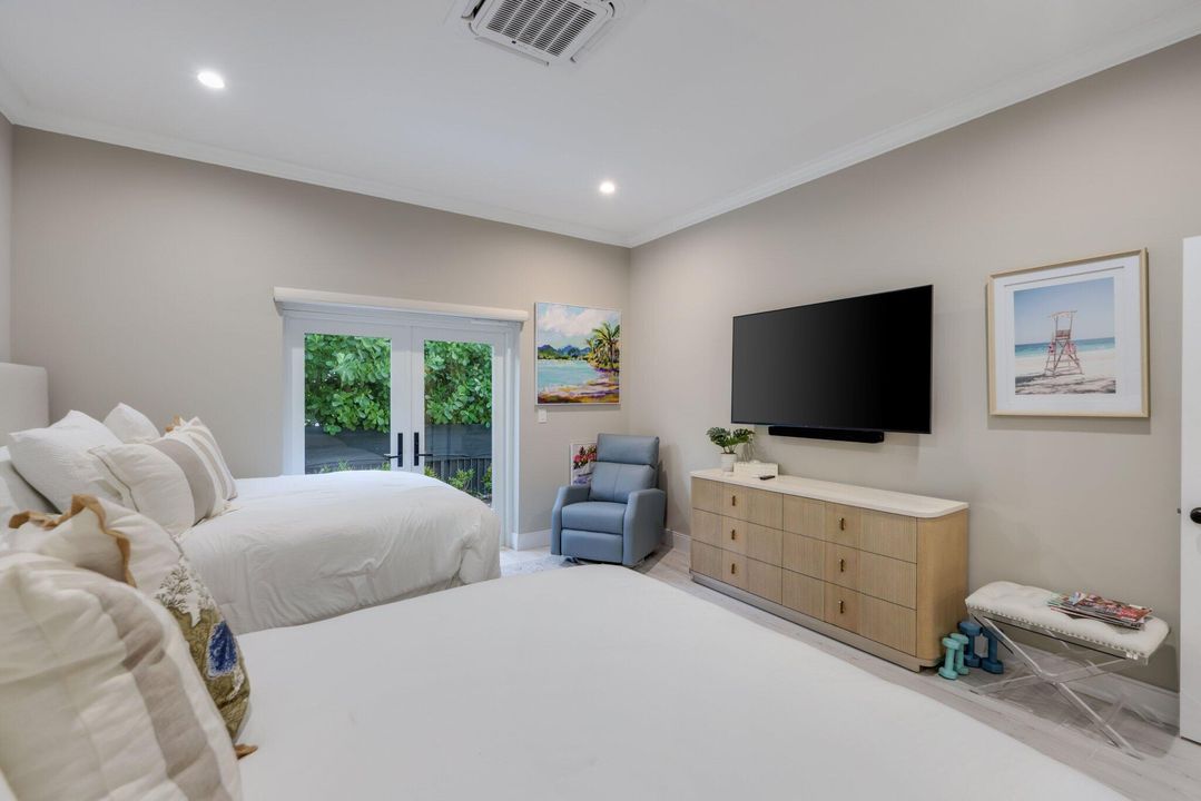 For Sale: $1,450,000 (3 beds, 3 baths, 2152 Square Feet)