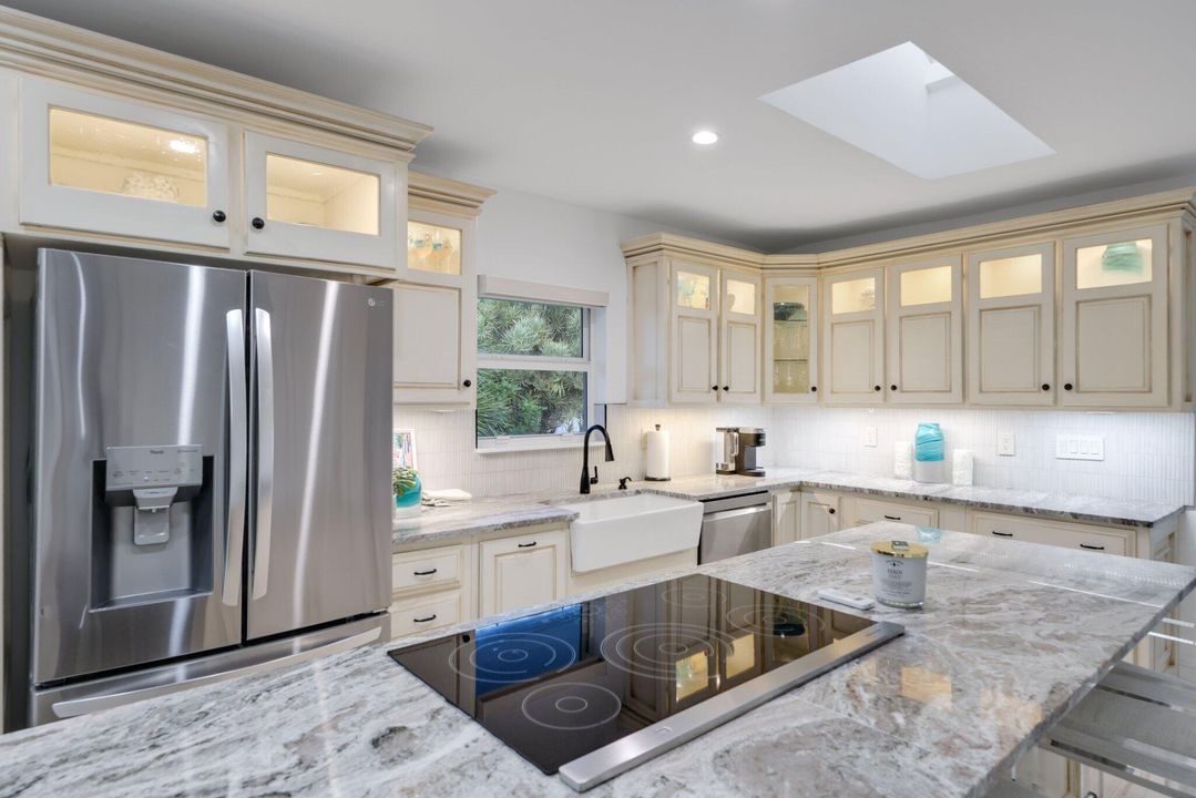 For Sale: $1,450,000 (3 beds, 3 baths, 2152 Square Feet)