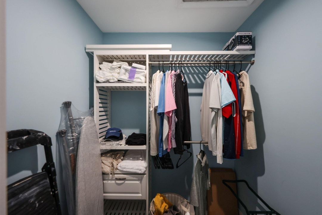 For Sale: $1,450,000 (3 beds, 3 baths, 2152 Square Feet)