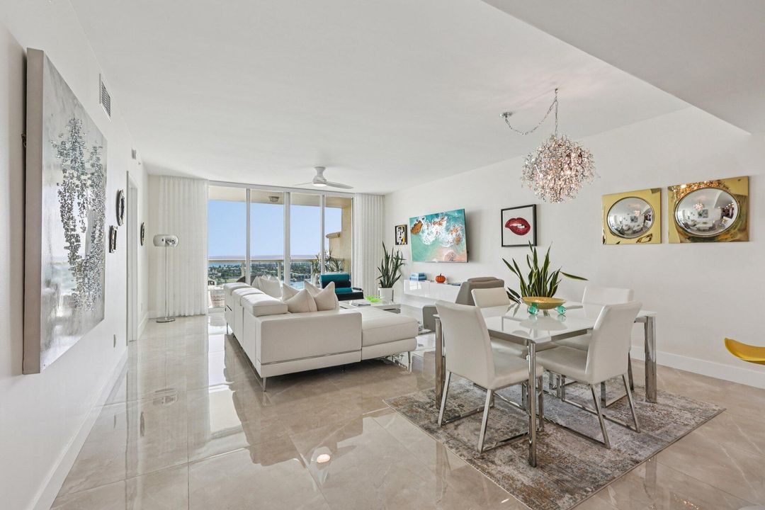 For Rent: $6,500 (2 beds, 2 baths, 1818 Square Feet)