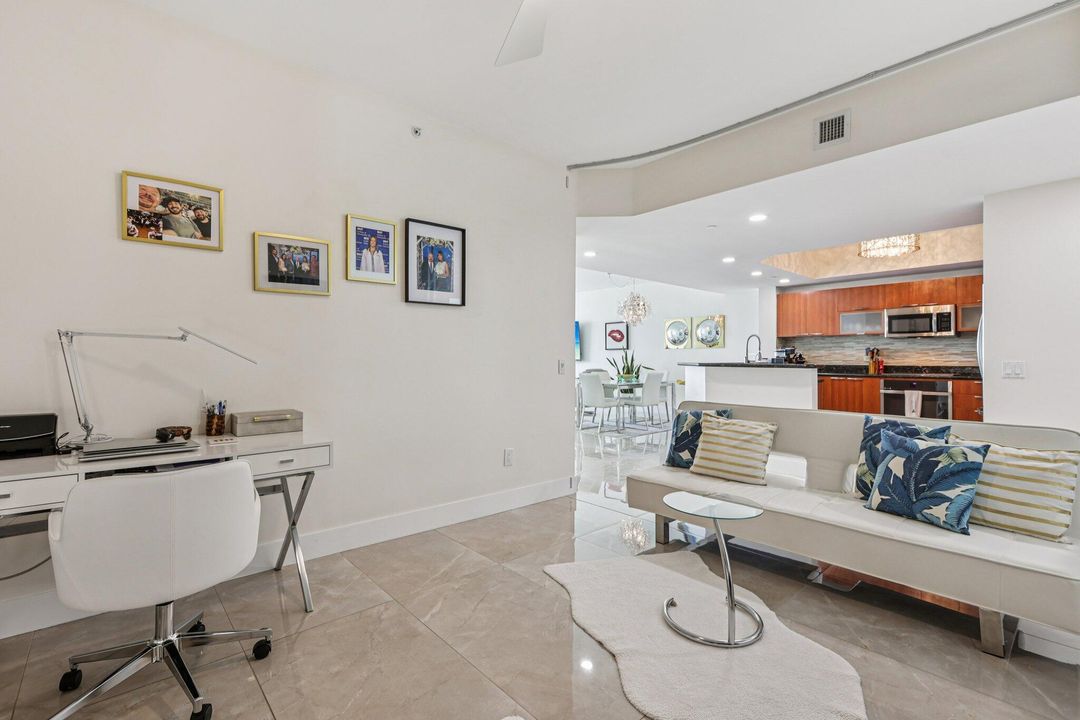 For Rent: $6,500 (2 beds, 2 baths, 1818 Square Feet)