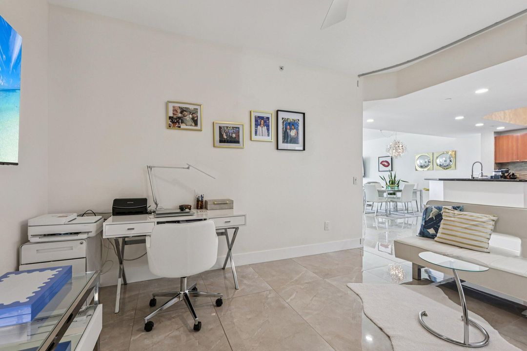 For Rent: $6,500 (2 beds, 2 baths, 1818 Square Feet)