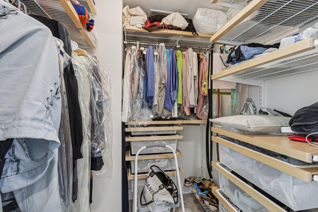 For Rent: $6,500 (2 beds, 2 baths, 1818 Square Feet)