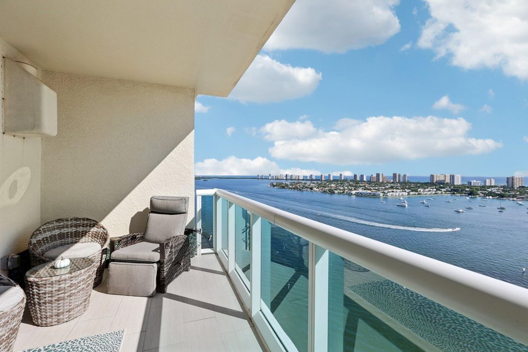 For Rent: $6,500 (2 beds, 2 baths, 1818 Square Feet)