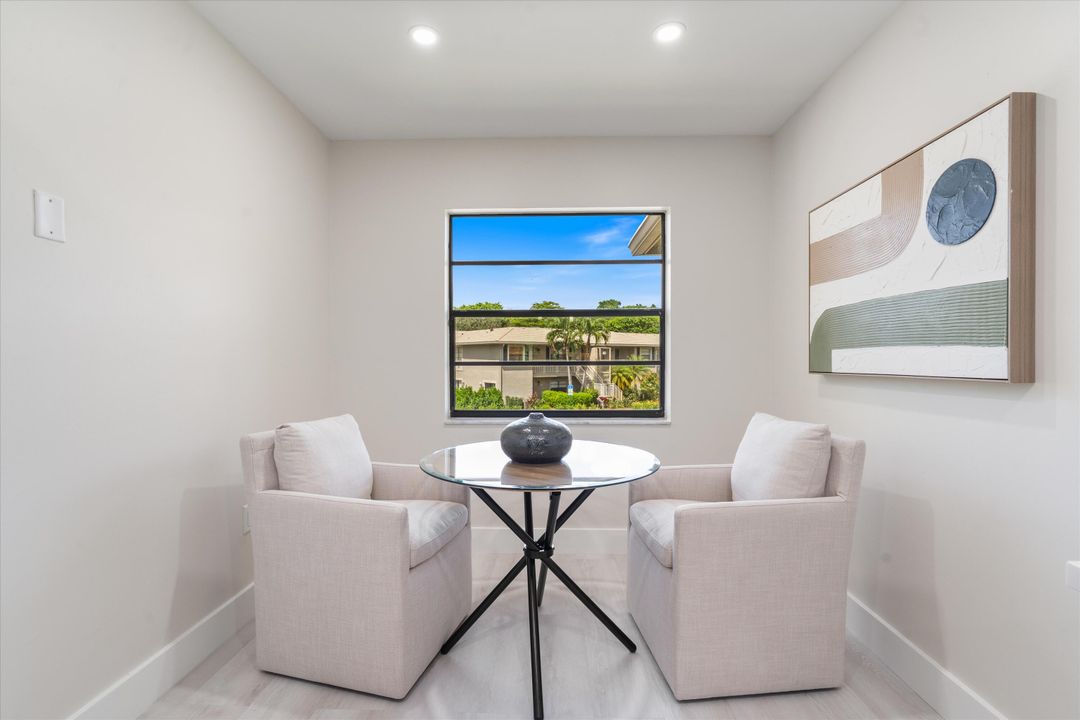 For Sale: $199,900 (2 beds, 2 baths, 1496 Square Feet)