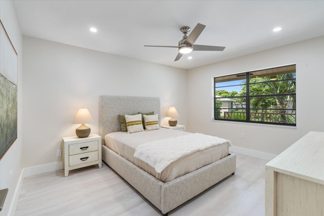 For Sale: $199,900 (2 beds, 2 baths, 1496 Square Feet)