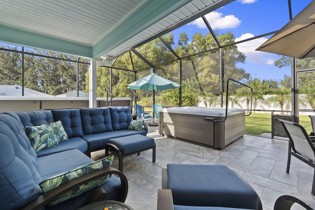 Active With Contract: $489,900 (3 beds, 2 baths, 1500 Square Feet)