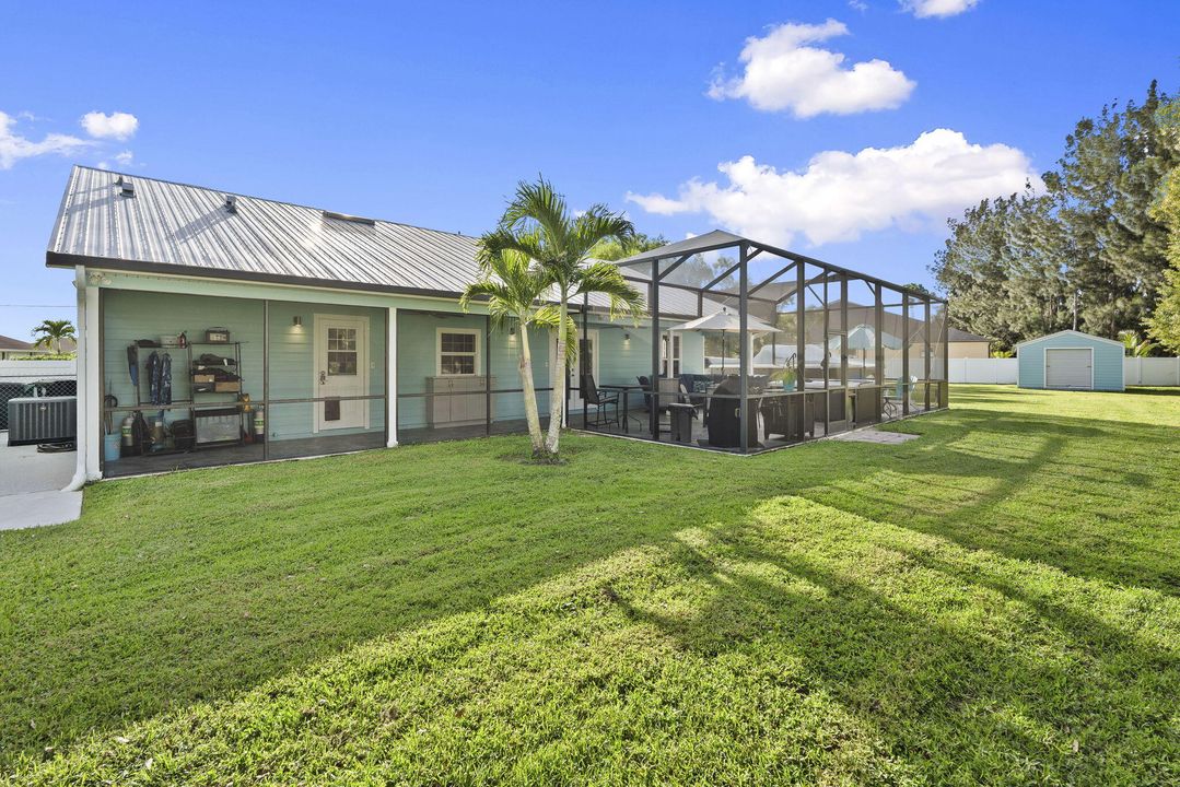 Active With Contract: $489,900 (3 beds, 2 baths, 1500 Square Feet)