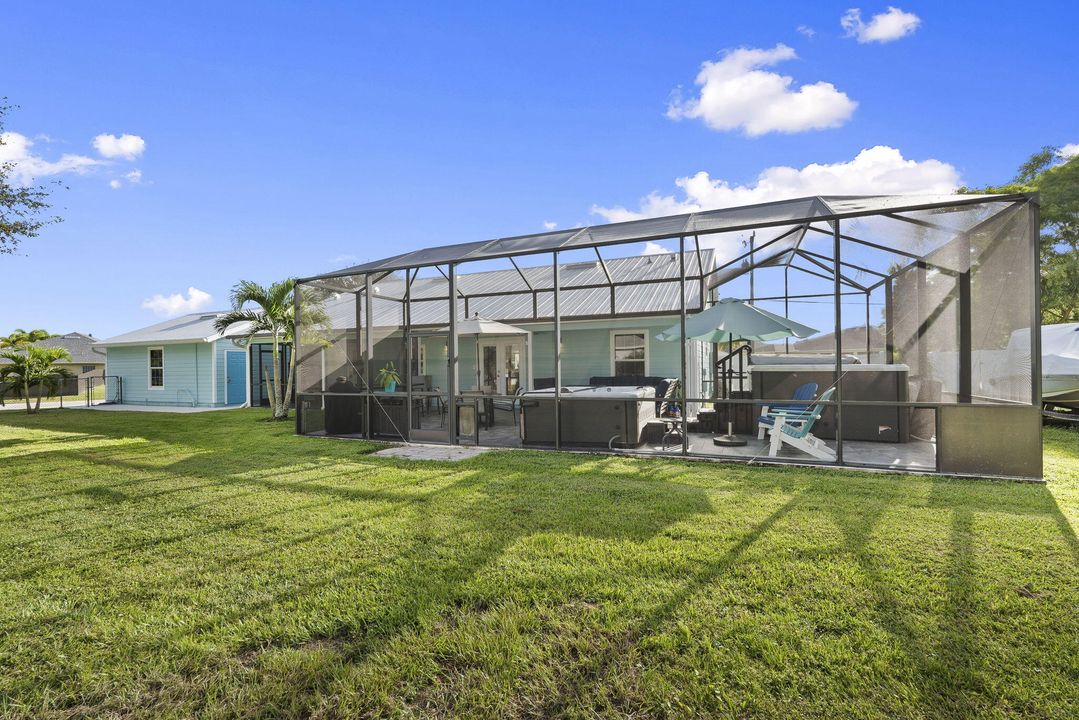 Active With Contract: $489,900 (3 beds, 2 baths, 1500 Square Feet)