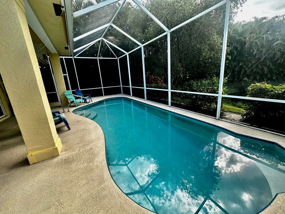 For Sale: $365,000 (3 beds, 2 baths, 1728 Square Feet)