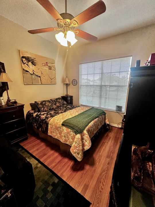 For Sale: $365,000 (3 beds, 2 baths, 1728 Square Feet)