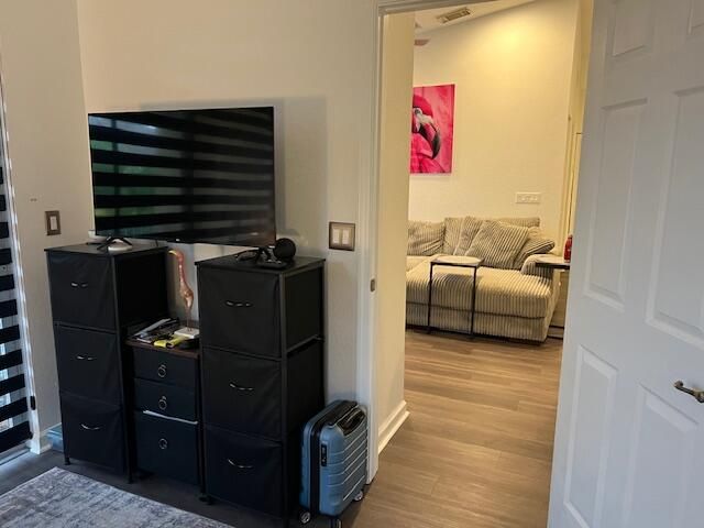 En Venta: $269,000 (2 camas, 2 baños, 1022 Pies cuadrados)