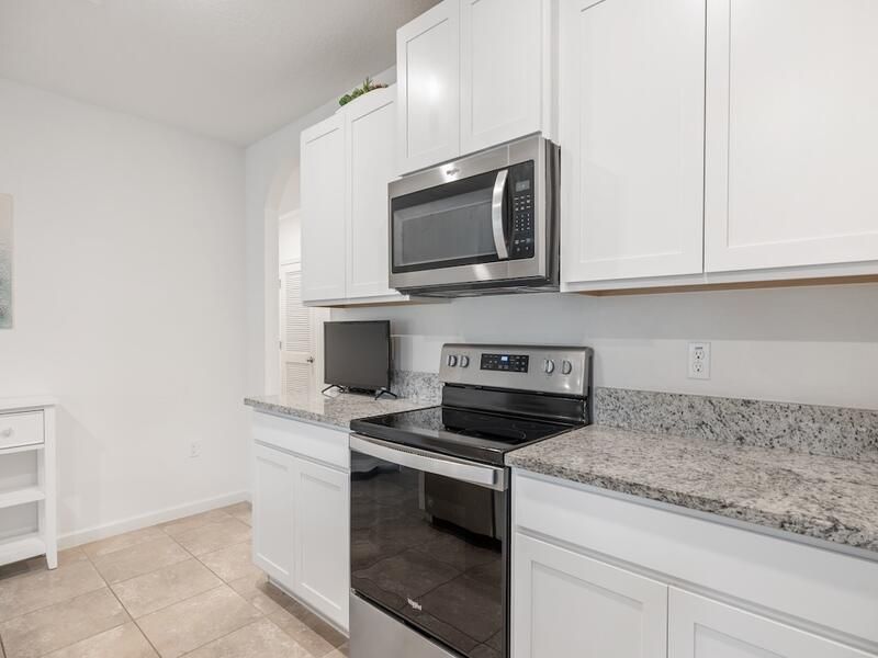 待售: $379,000 (4 贝兹, 2 浴室, 1934 平方英尺)