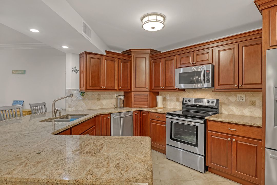 For Rent: $4,000 (2 beds, 2 baths, 1224 Square Feet)