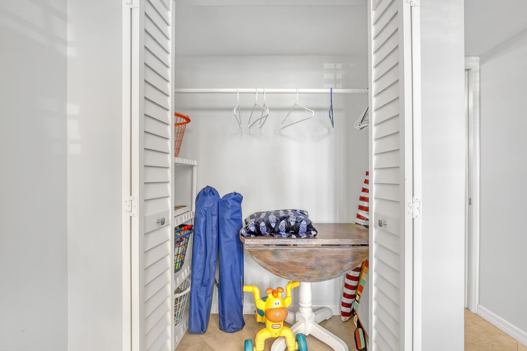 For Rent: $4,000 (2 beds, 2 baths, 1224 Square Feet)