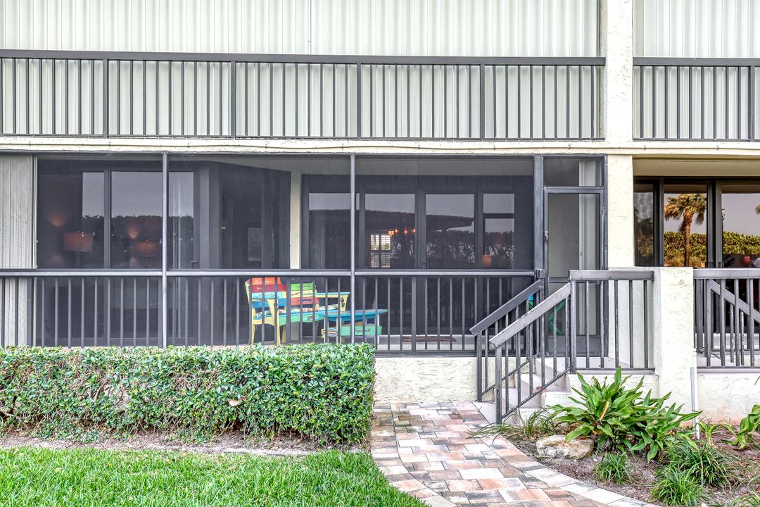 For Rent: $4,000 (2 beds, 2 baths, 1224 Square Feet)