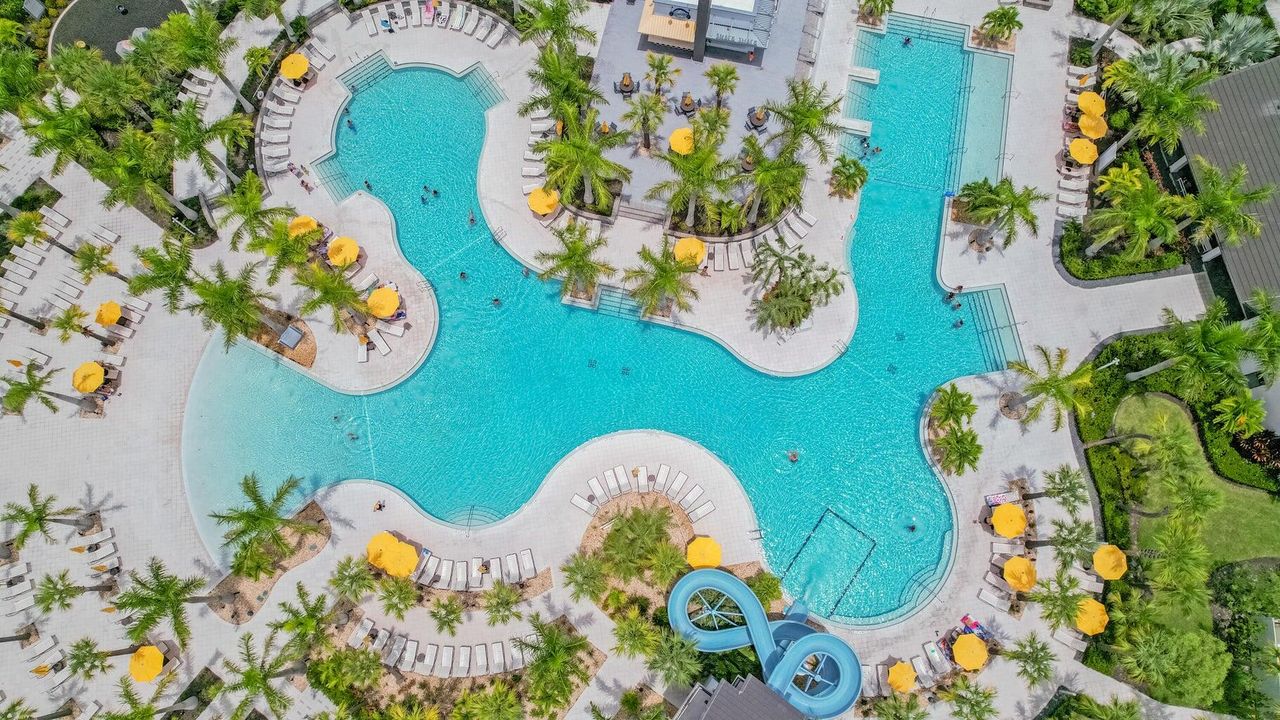 出租: $3,100 (3 贝兹, 3 浴室, 2042 平方英尺)