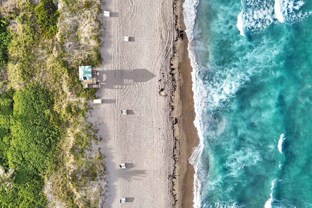 For Sale: $2,549,000 (3 beds, 3 baths, 1978 Square Feet)