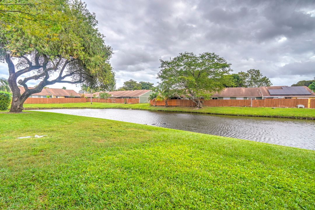 En Venta: $300,000 (3 camas, 2 baños, 1312 Pies cuadrados)