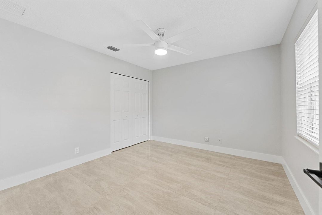 Active With Contract: $6,750 (5 beds, 3 baths, 2805 Square Feet)